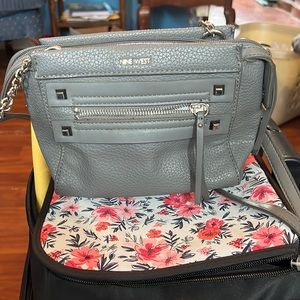 Cross body grey purse